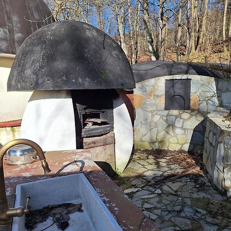 Il Villaggio Dei Puffi Bardineto Buitenkant foto