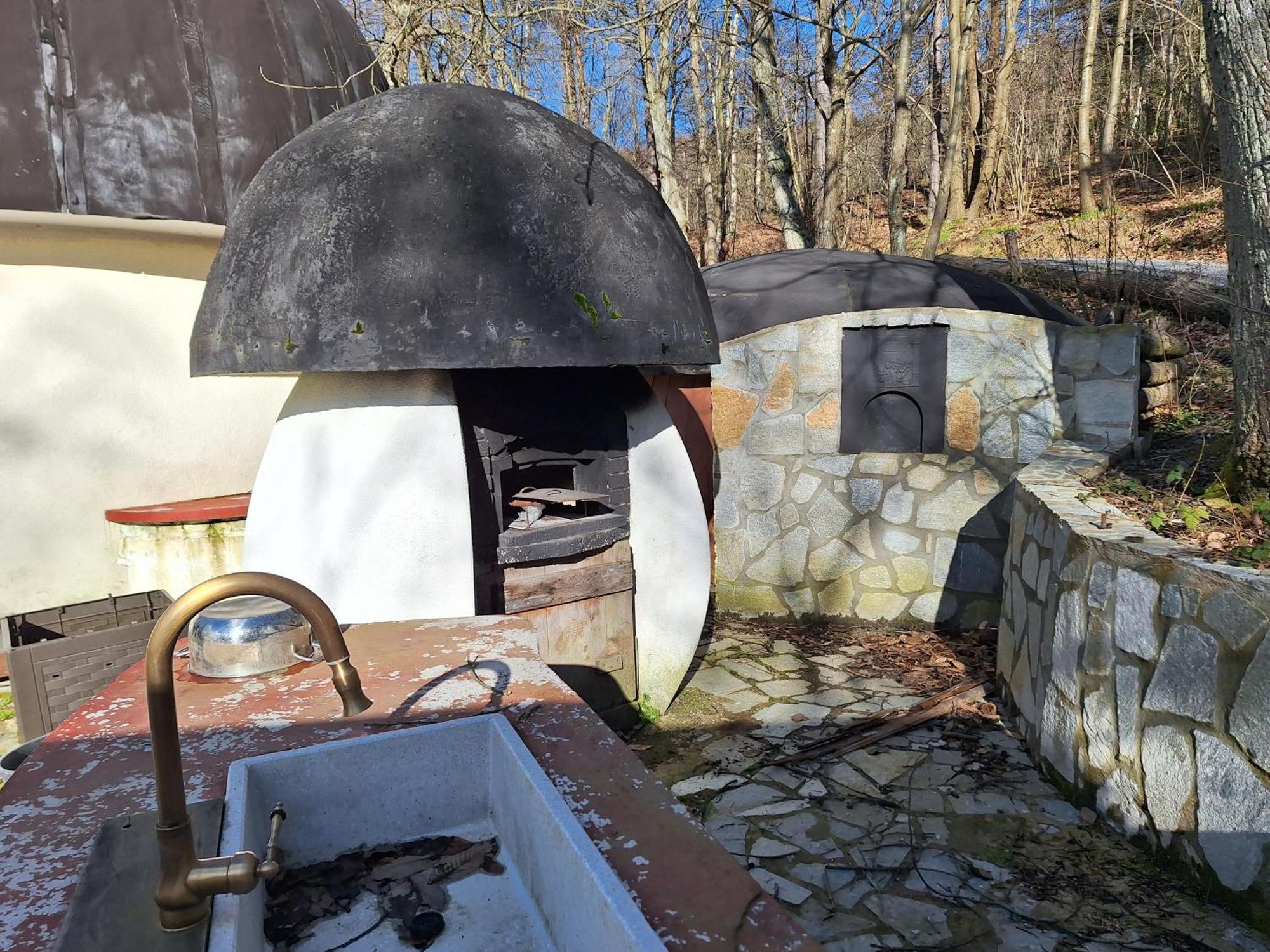 Il Villaggio Dei Puffi Bardineto Buitenkant foto