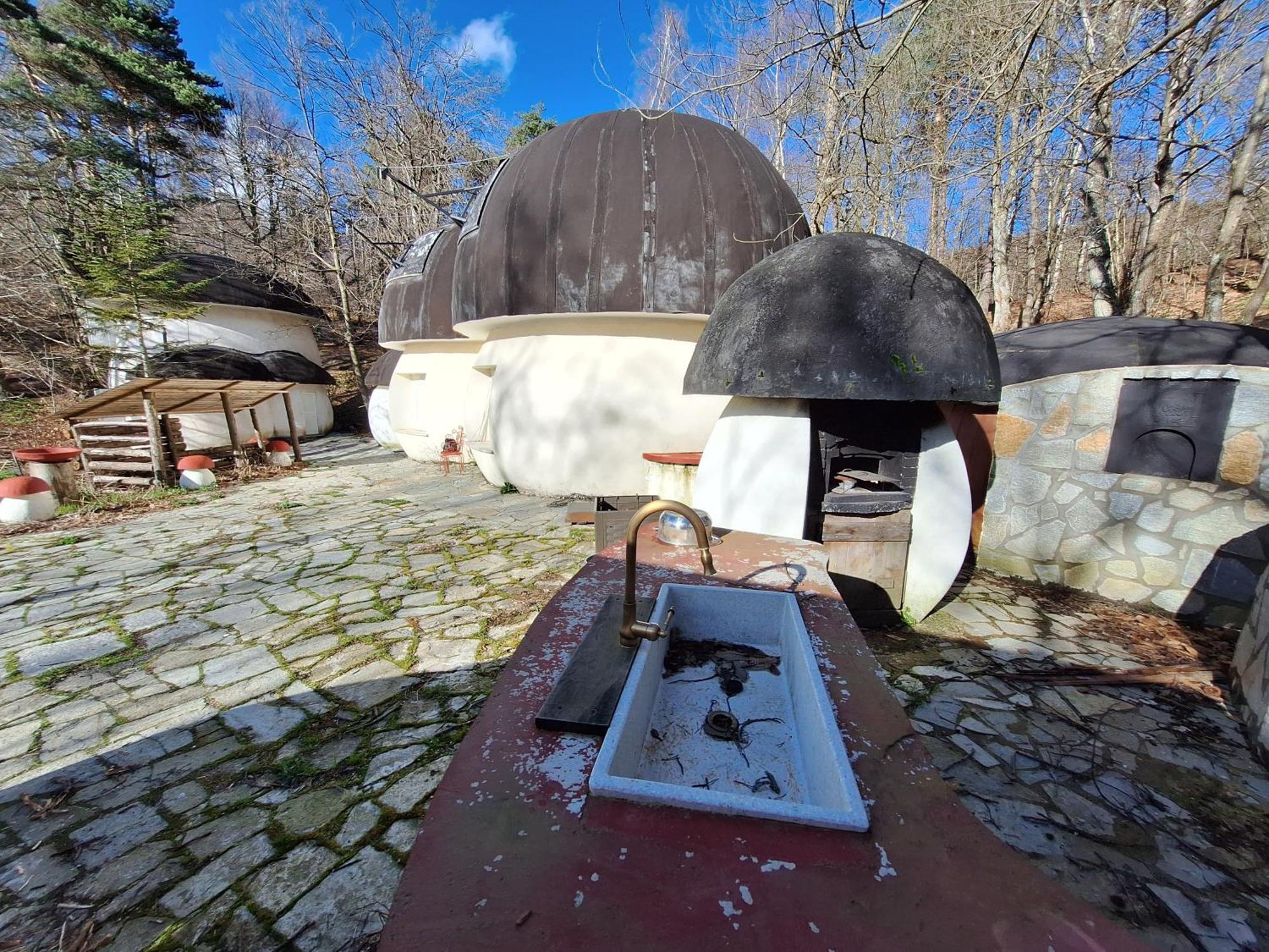 Il Villaggio Dei Puffi Bardineto Buitenkant foto